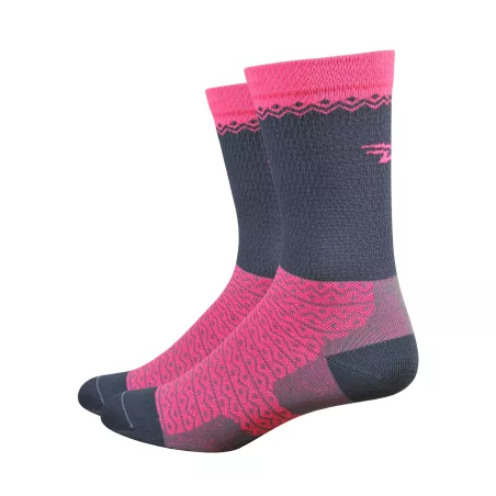 Chaussettes DeFeet Levitator Lite rose et gris