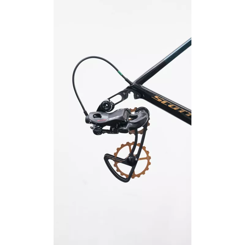 Chape de dérailleur surdimensionée CyclingCeramic montée sur un dérailleur