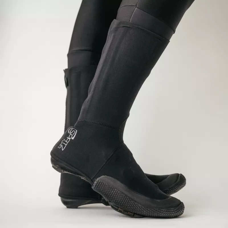 Three-quarter rear view of Spatzwear TUFR2 overshoes, textured outsole for grip and durability.