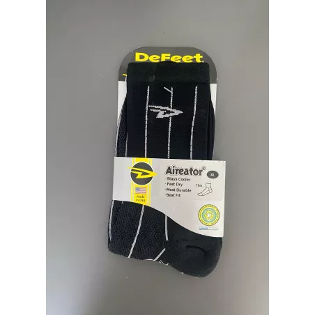 Chaussettes DeFeet Aireator Pinstripe Noir – Exclusivité Velo-Perso