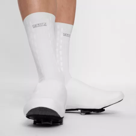 oversocks velo blanc Spatzwear Windsock PRO vue face performance aerodynamique