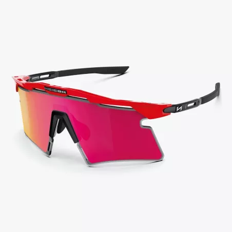 Vue trois quarts SCICON Aeroshade 2.0 Titanium Rouge Vuelta, écran Multimirror Sunburst et monture rouge brillant