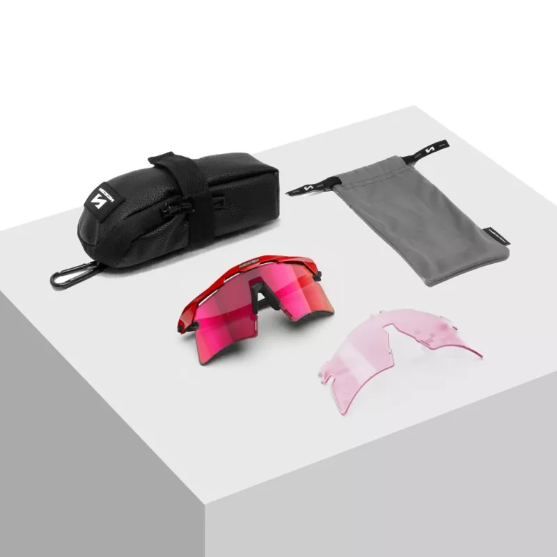 Contenu boîte Aeroshade 2.0 Titanium : lunettes, écran rose de rechange, étui et pochette