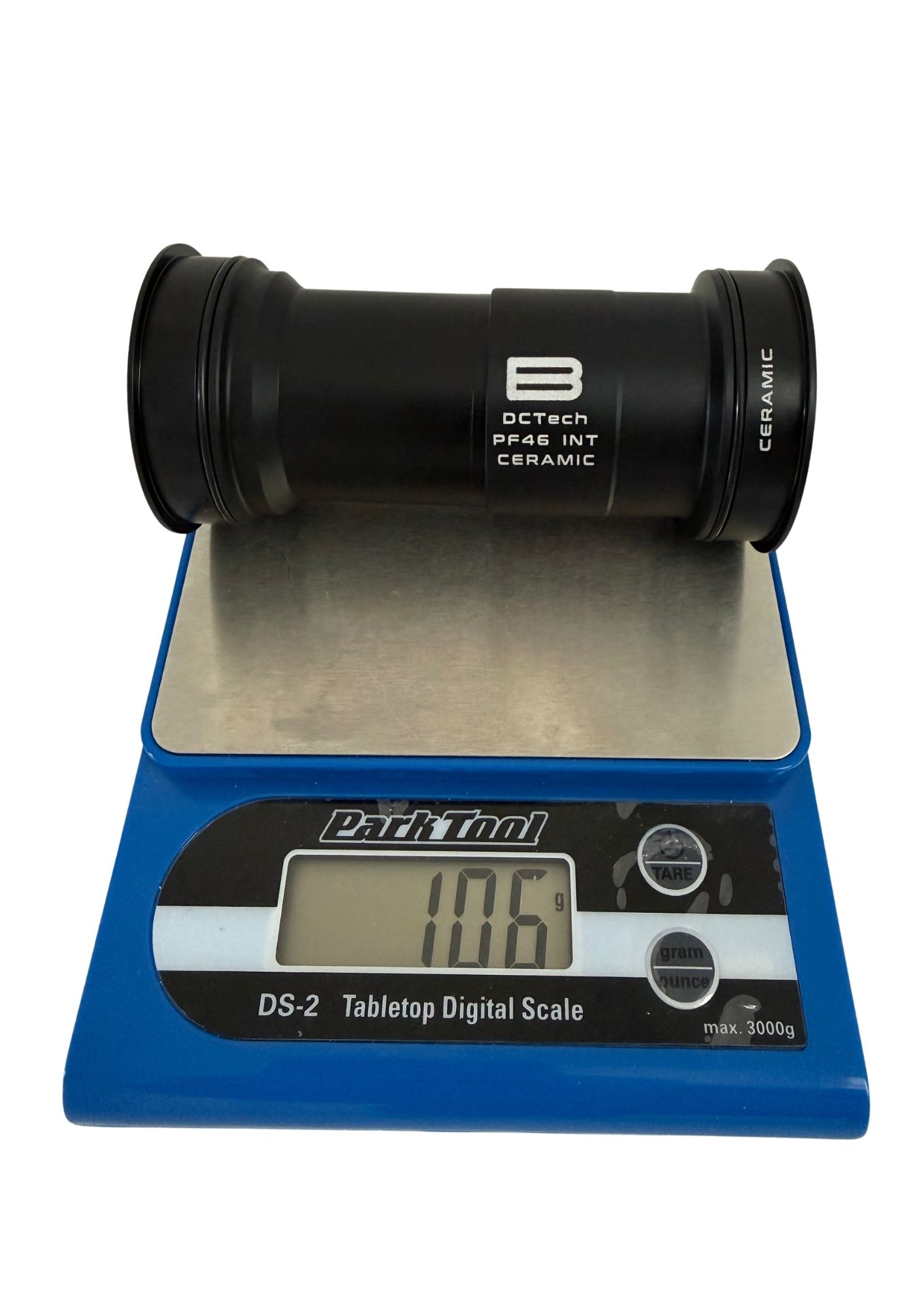 Boitier Bikone BB386 evo céramique 30mm pesé à 106g sur notre balance Boitier Bikone BB386 evo céramique 30mm pesé à 106g sur notre balance
